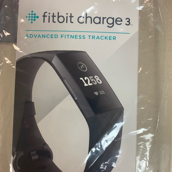 fitbit Accessories - NIB Fitbit Charge 3 never used